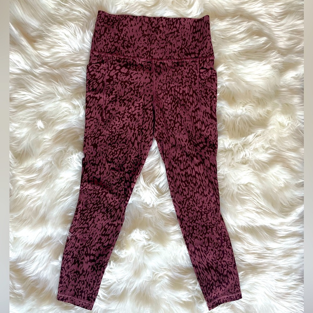 Athleta Leggings Cranberry Colored Printed Cropped Leggings